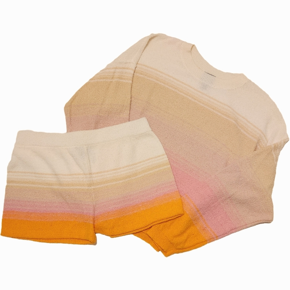 Scoop Ombre Jersey Knit Shorts and crewneck set